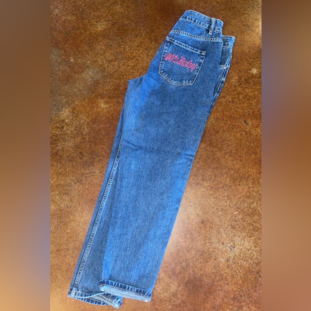 90s Baby Mid-Rise Mom Jeans